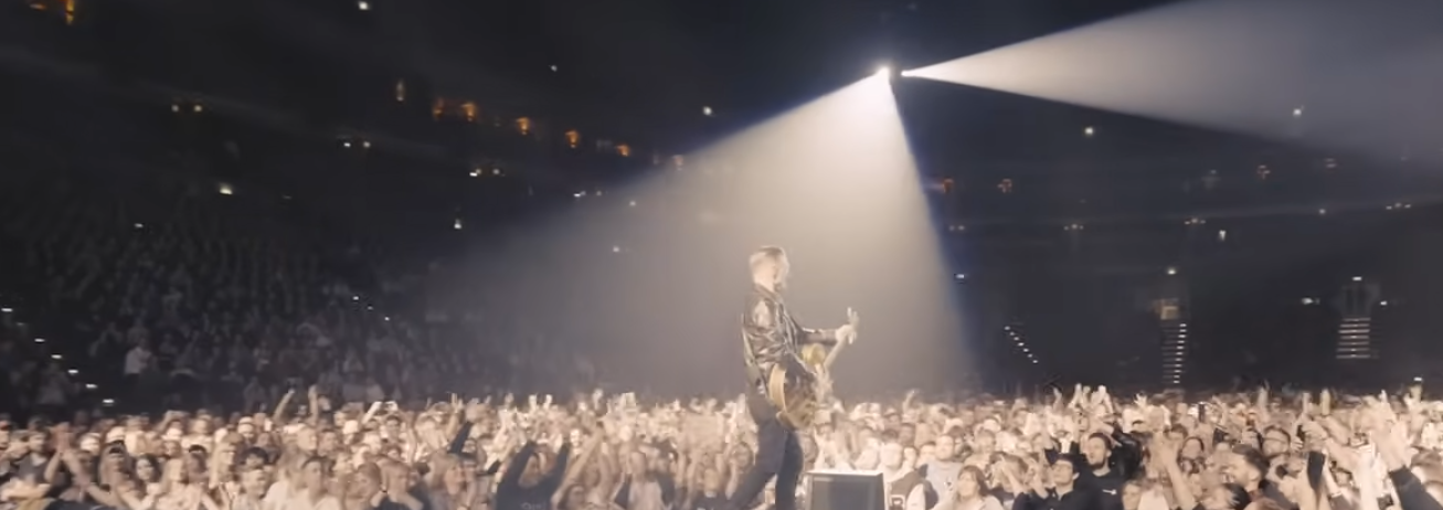 Bryan Adams
